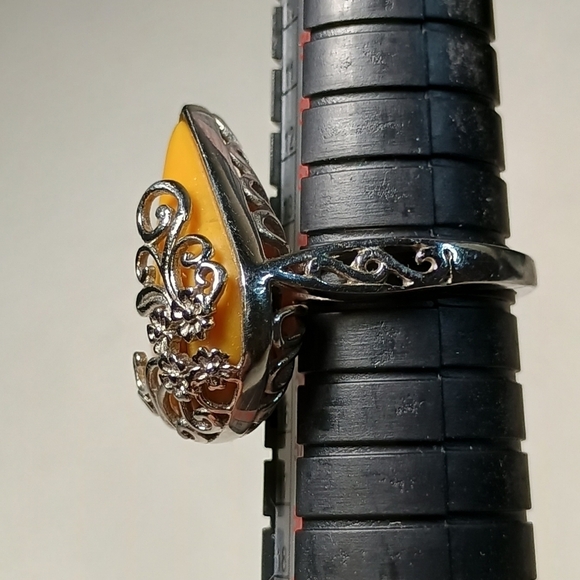 Nice Carmel Color Teardrop Stones With Filigree Bracelet and Earring Set - Picture 7 of 7